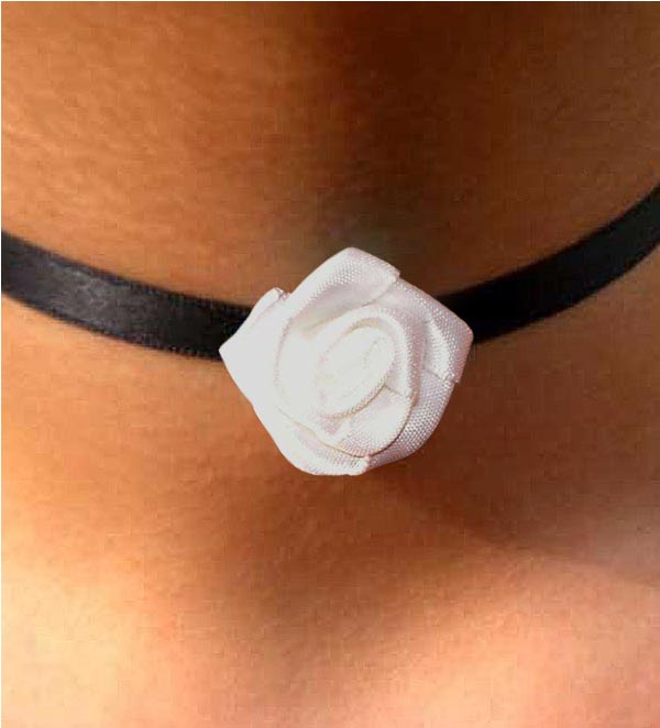 collarino nero rosa bianca