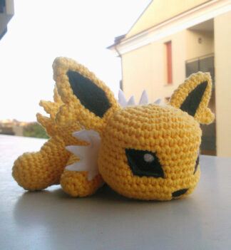 jolteon peluche