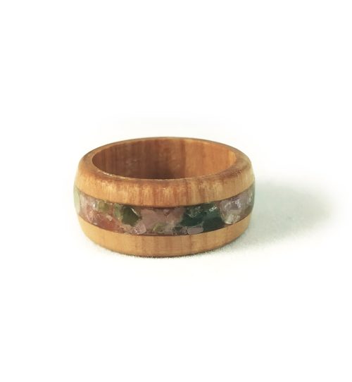 Anello in legno ulivo e fuchsite