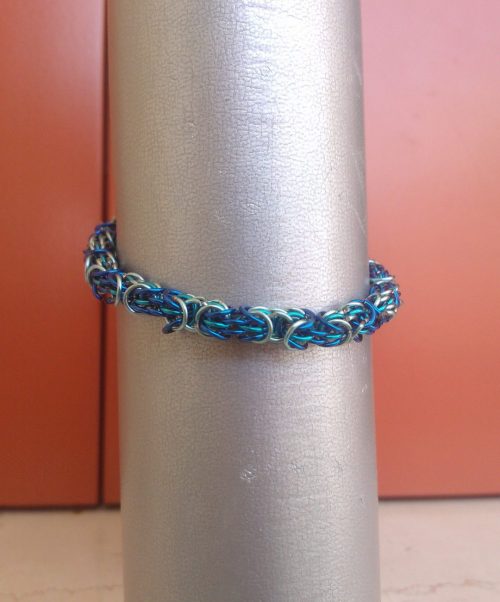 Braccialetto trizantina blu e azzurra