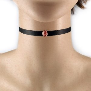 Collarino con pietra ovale