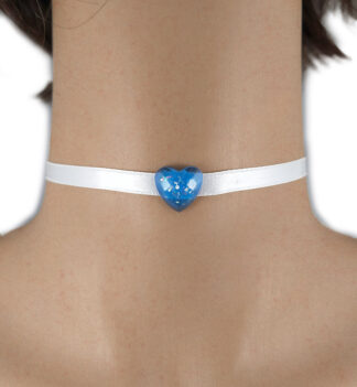 Collarino in raso bianco con cuore glitterato