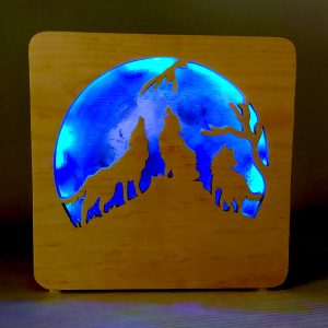 Lampada LED in legno "Three wolves and moon"