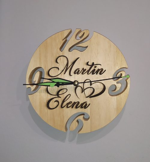 Orologio da parete, in legno, con incisione personalizzata