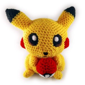 Pikachu amigurumi peluche
