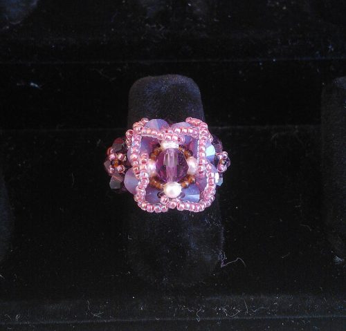 Anello rosetta viola