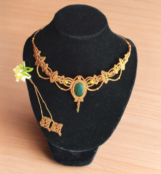 Collier macramè con pietra di avventurina