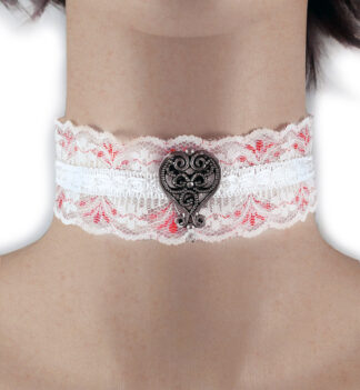Collarino bianco con punto luce