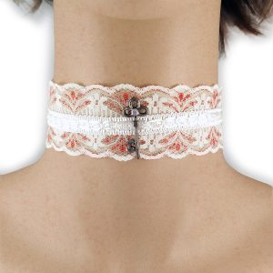 Collarino con chiave argentata