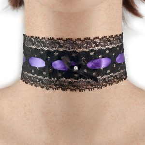 Collarino con fiocchetto centrale