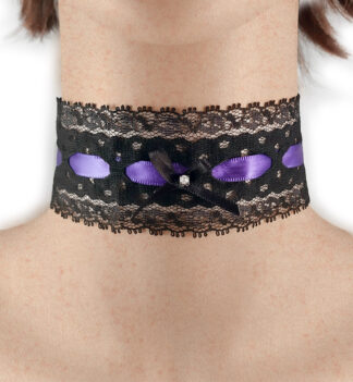 Collarino con fiocchetto centrale