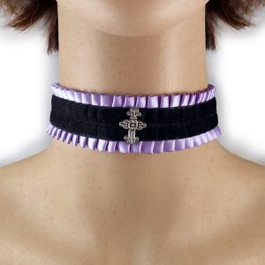 Collarino velluto e croce