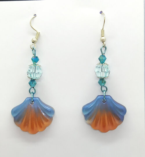 orecchini conchiglia a ventaglio in resina